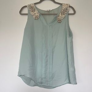 Medium Lauren Conrad Sleeveless Blouse with Floral Crochet